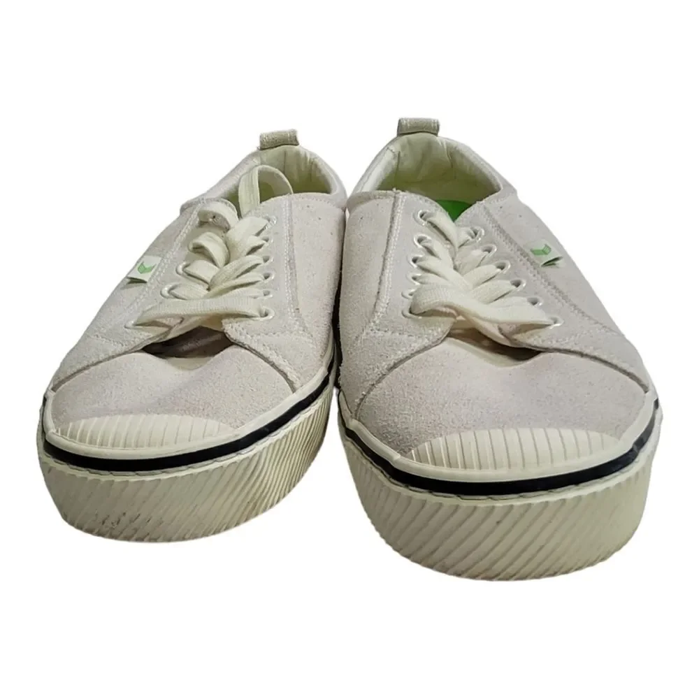 Cariuma suede low top sneakers - Picture 3 of 15